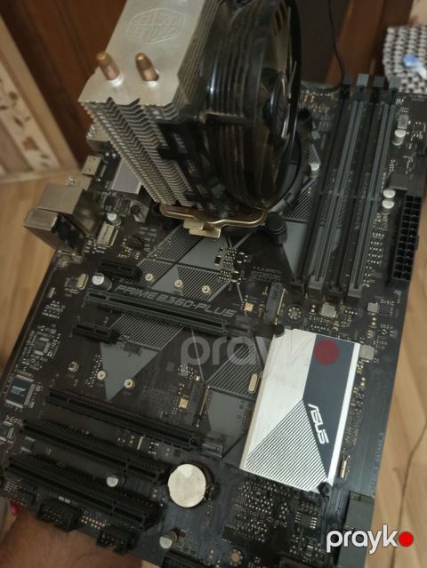 Ram bir saniye olsun bele islenmiyib tezedi I7-9700kf + ana plata b360 — Bakı