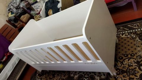 Uşaq beşiyi – “Ali bebe” model - Material: ağ rəngli MDF/taxta — Bakı