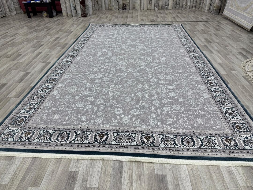 Xalçalar — Xalılar və xalı yolları, Bakı (8)