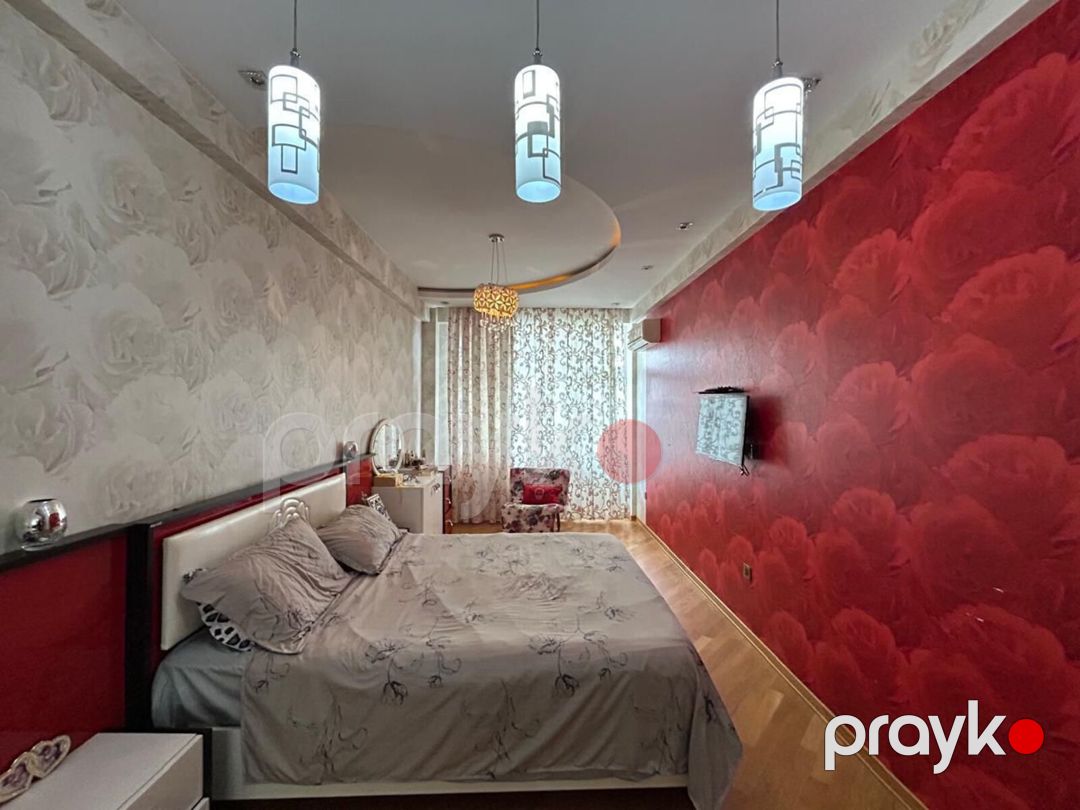 Satılır 5 otaqlı yeni tikili 215 m² — Mənzil, Bakı (8)