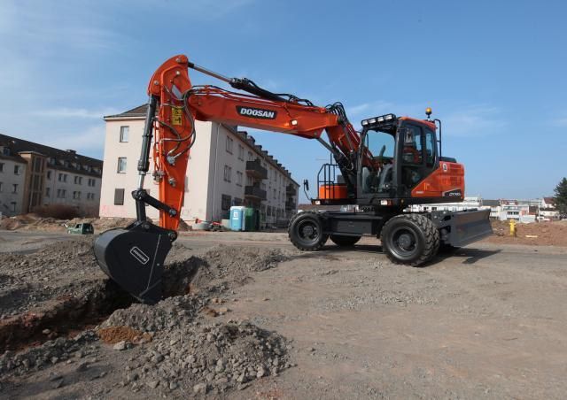 Traktor və "Kamaz" xidmətləri — Avtomobil icarəsi, Bakı (2)