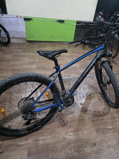 Velosiped Giant — Bakı