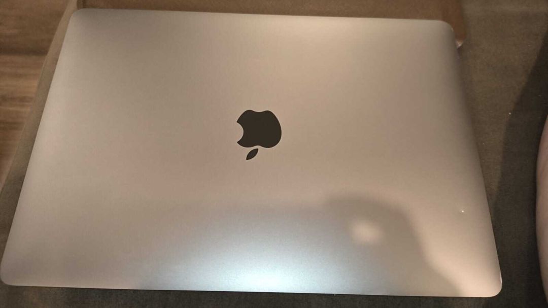 MacBook Pro 13" 2020 Core i5 — Noutbuklar, Bakı (3)