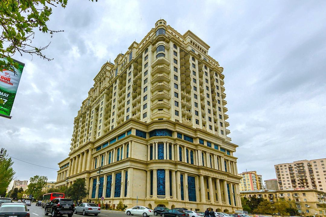 Satılır 5 otaqlı yeni tikili 215 m² — Mənzil, Bakı (2)