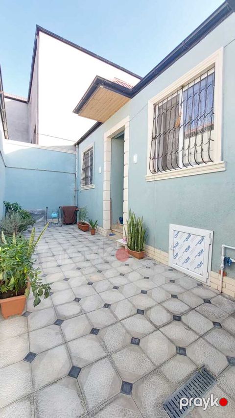 Satılır 3 otaqlı həyət evi/bağ evi 75 m²
