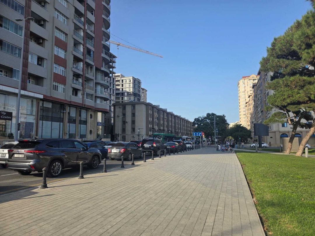 Satılır 4 otaqlı yeni tikili 240 m² — Mənzil, Bakı (2)