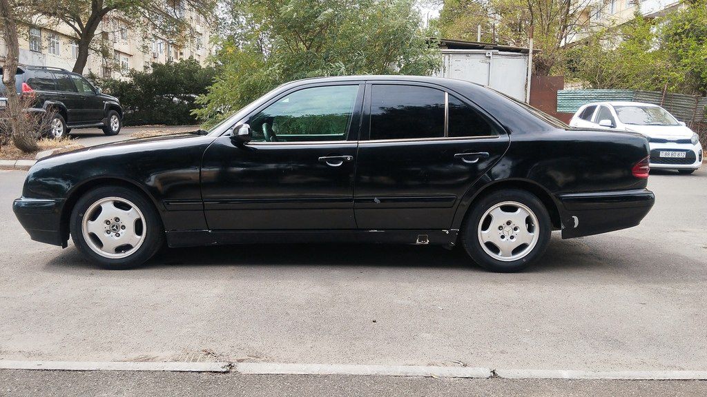 Mercedes E 200, 2.2 L, 1997 il, 350 000 km — Avtomobillər, Bakı (3)
