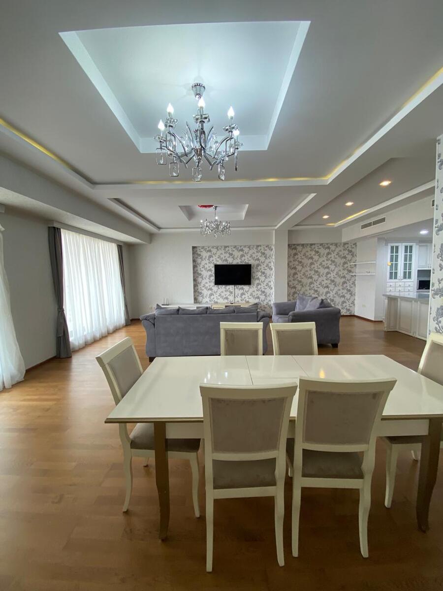 İcarəyə verilir 3 otaqlı yeni tikili 176 m² — Mənzil, Bakı (10)