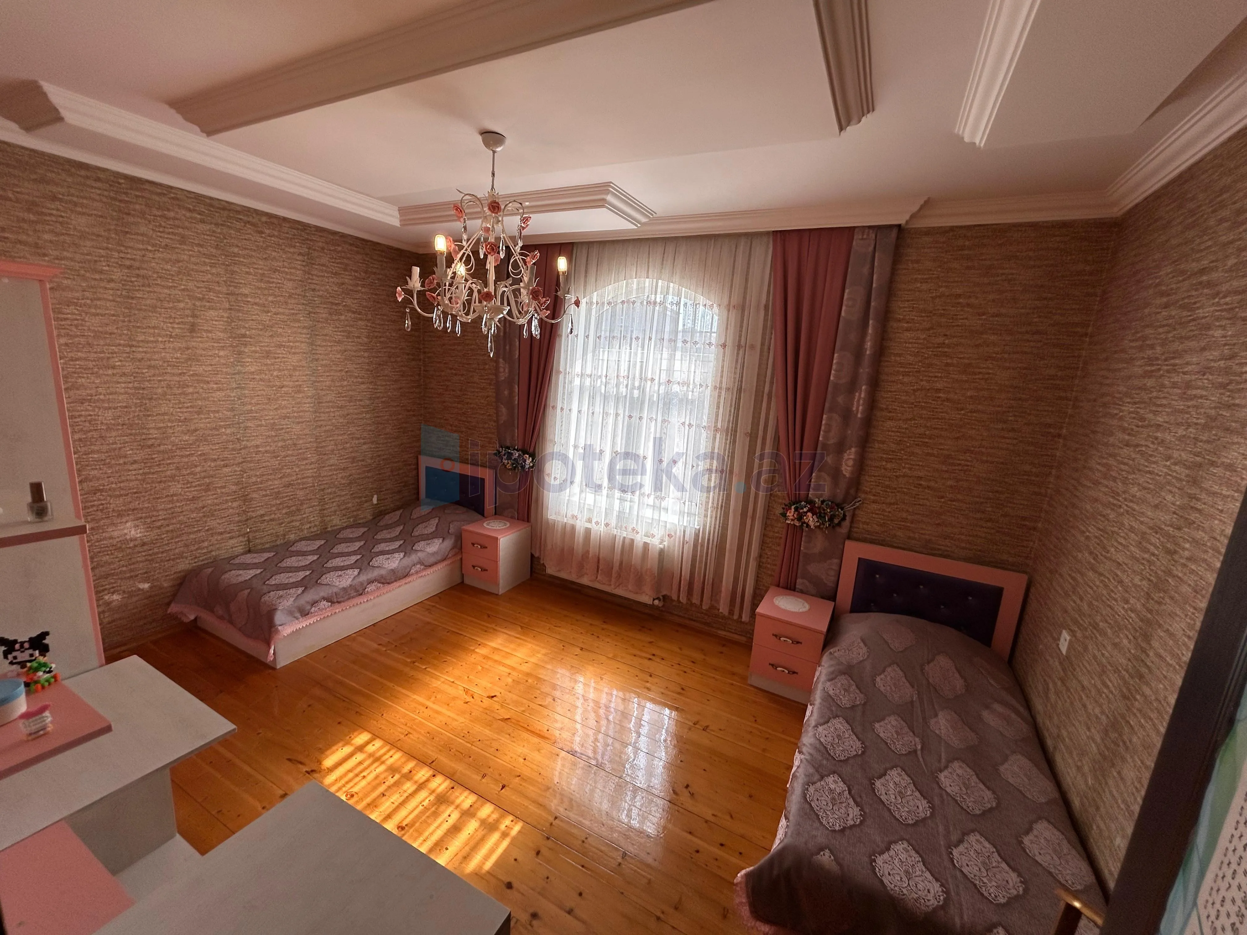 Satılır: 6 Otaq, Evlər/Villalar, Abşeron r., Ceyranbatan q., 180.00 m²