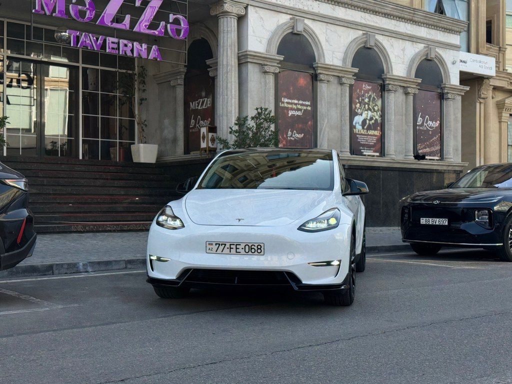 Tesla Model Y, 75 kWh, 2022 il, 130 000 km — Avtomobillər, Bakı (2)
