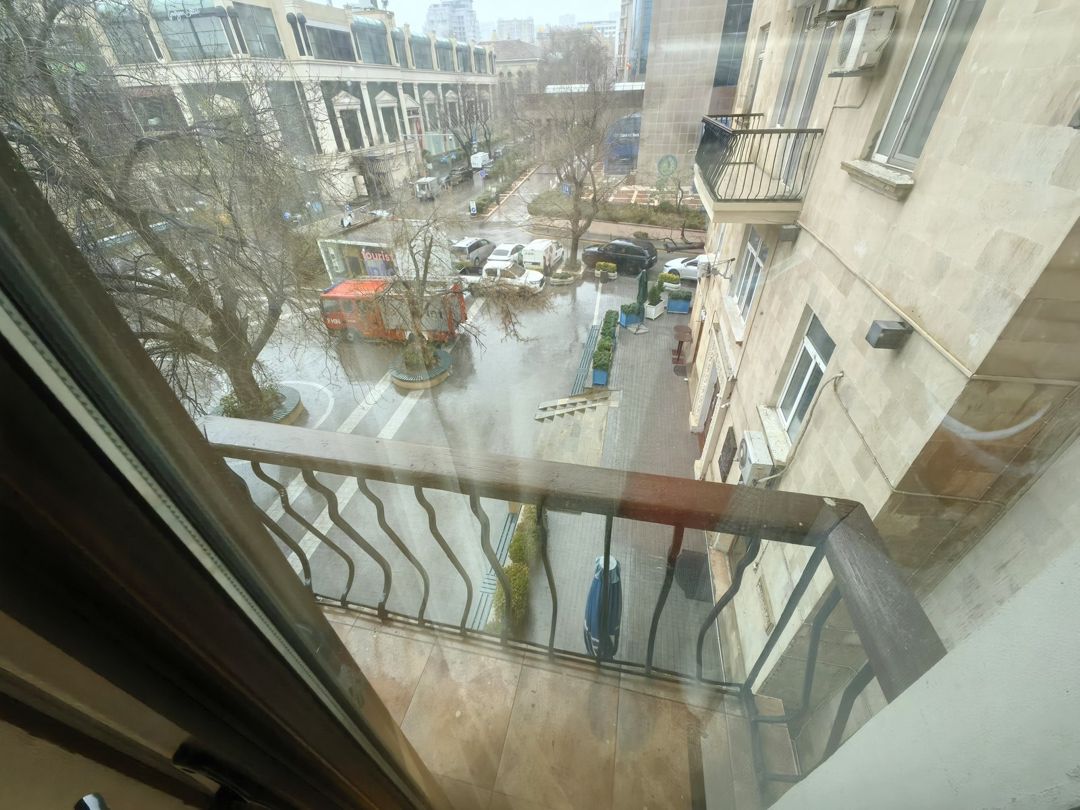 İcarəyə verilir 2 otaqlı köhnə tikili 85 m² — Mənzil, Bakı (6)