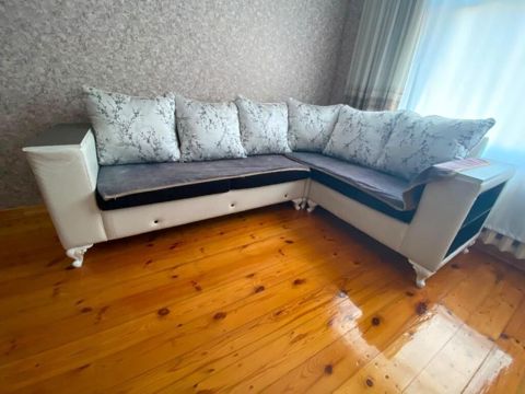 Kunc divan satilir 230azn. Unvan badamdar Nigaz — Qobu
