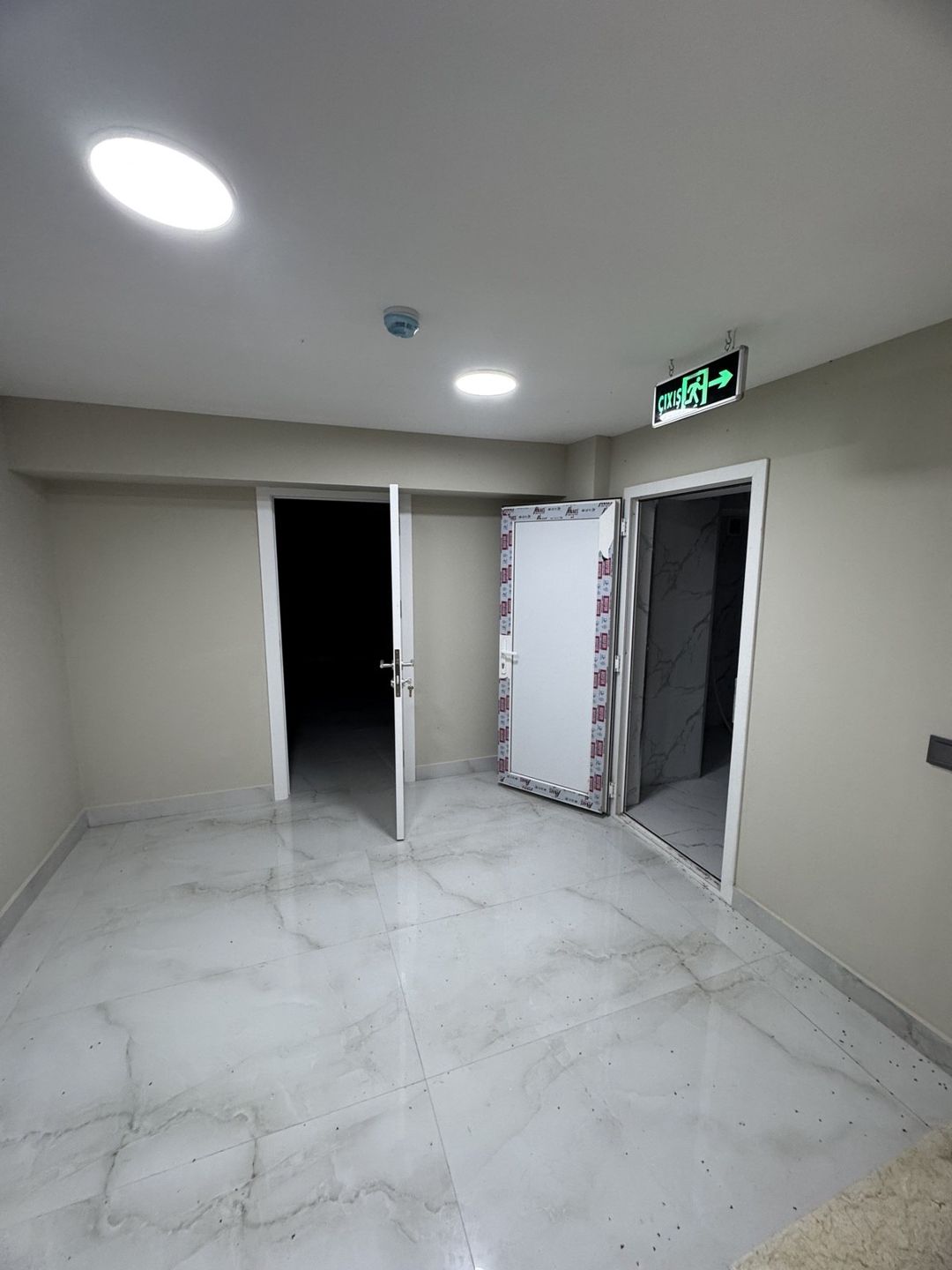 İcarəyə verilir obyekt 330 m² — Əmlak, Bakı (7)