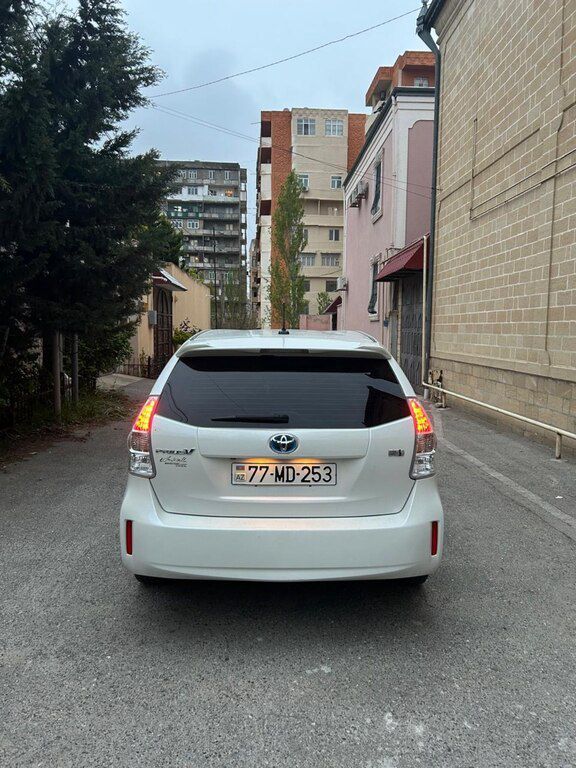 Toyota Prius V, 1.8 L, 1.3 kWh, 2014 il, 180 435 km — Avtomobillər, Bakı (2)