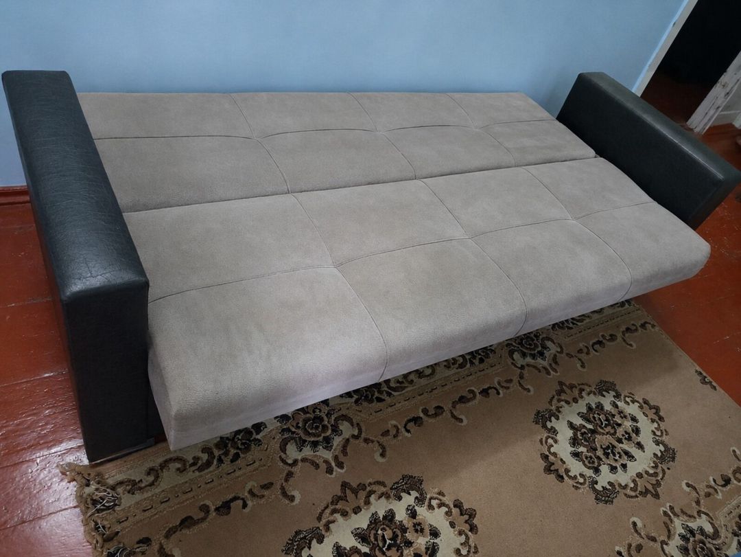 Divan — Matraslar, Bakı (4)
