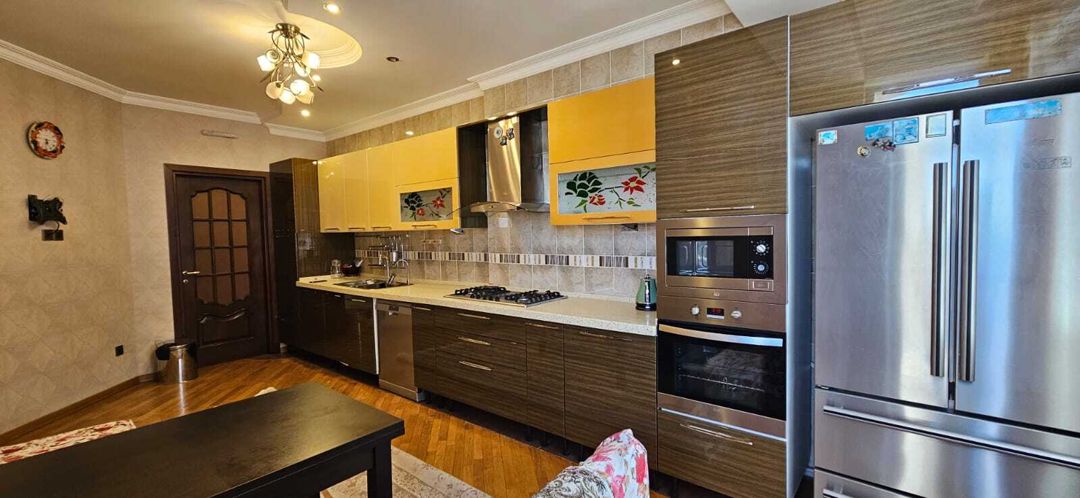 Satılır 4 otaqlı yeni tikili 179 m² — Mənzil, Bakı (11)