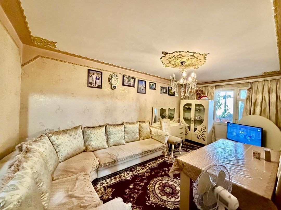 Satılır 4 otaqlı köhnə tikili 100 m² — Mənzil, Bakı