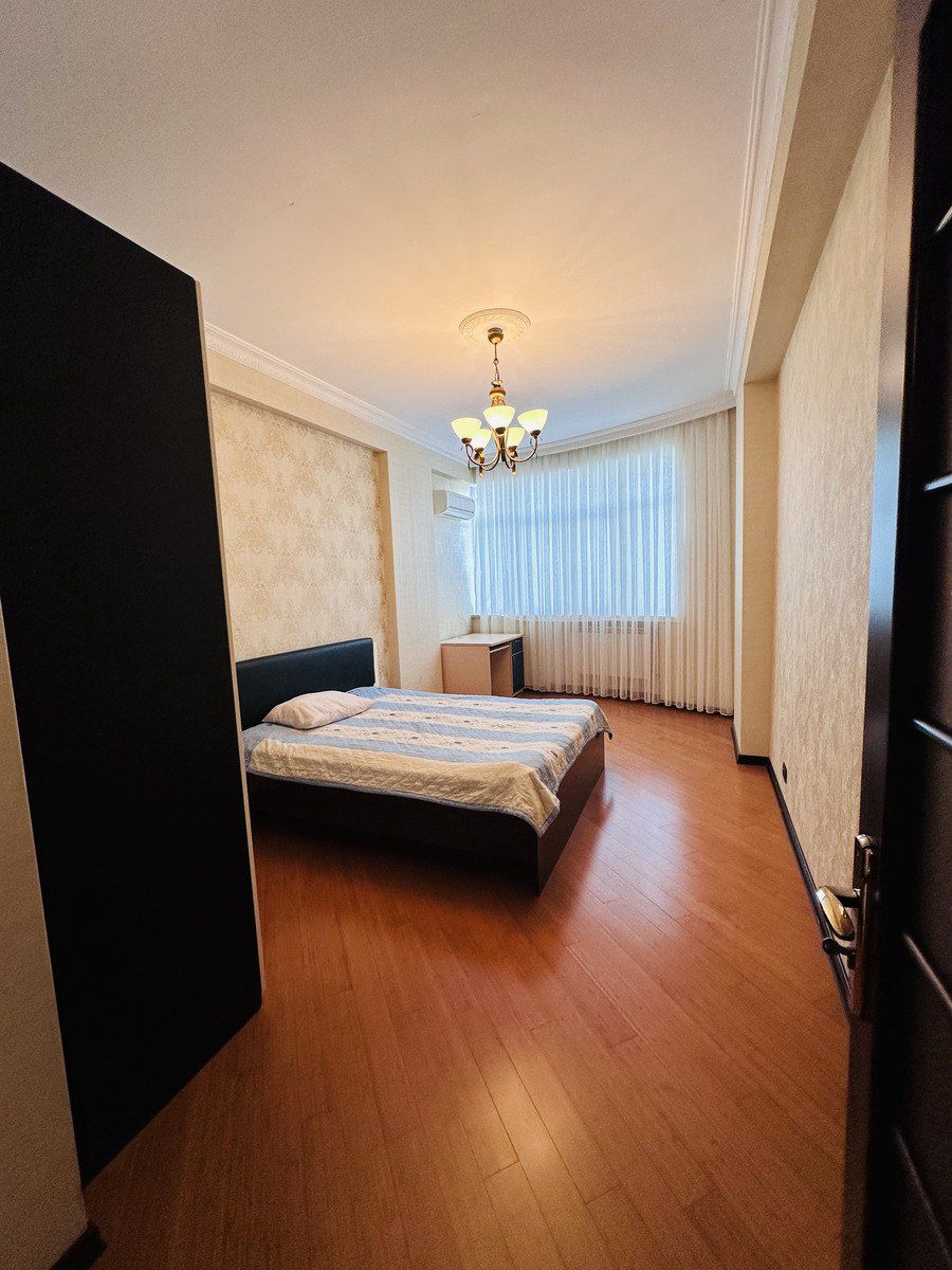 İcarəyə verilir 4 otaqlı yeni tikili 160 m² — Mənzil, Bakı (8)