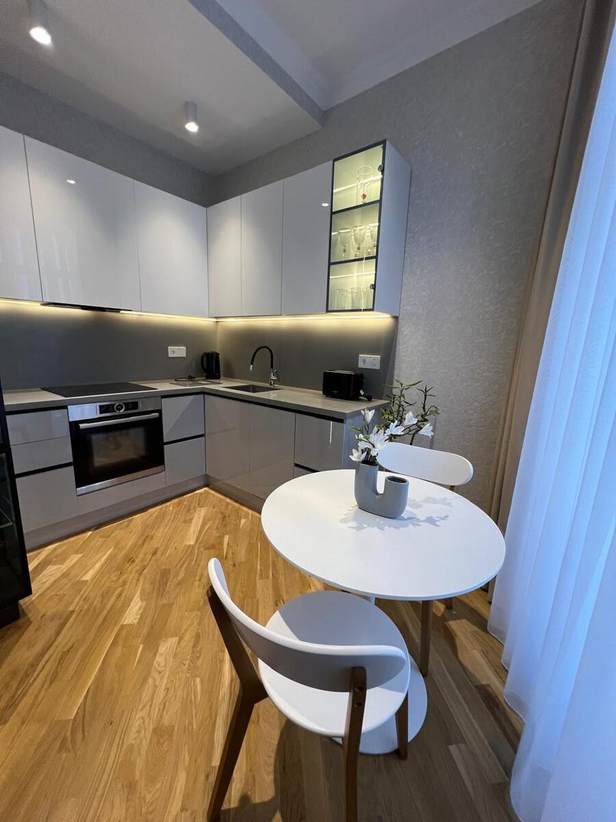 İcarəyə verilir 2 otaqlı yeni tikili 80 m² — Mənzil, Bakı (12)