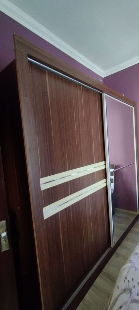 Dolab satılır 140azn Unvan Zığ 3558 Aylin