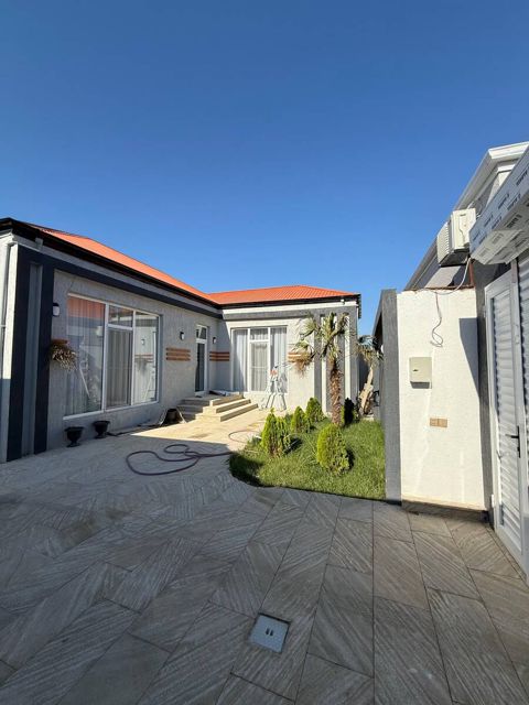 Satılır 3 otaqlı həyət evi/bağ evi 135 m² — Bakı
