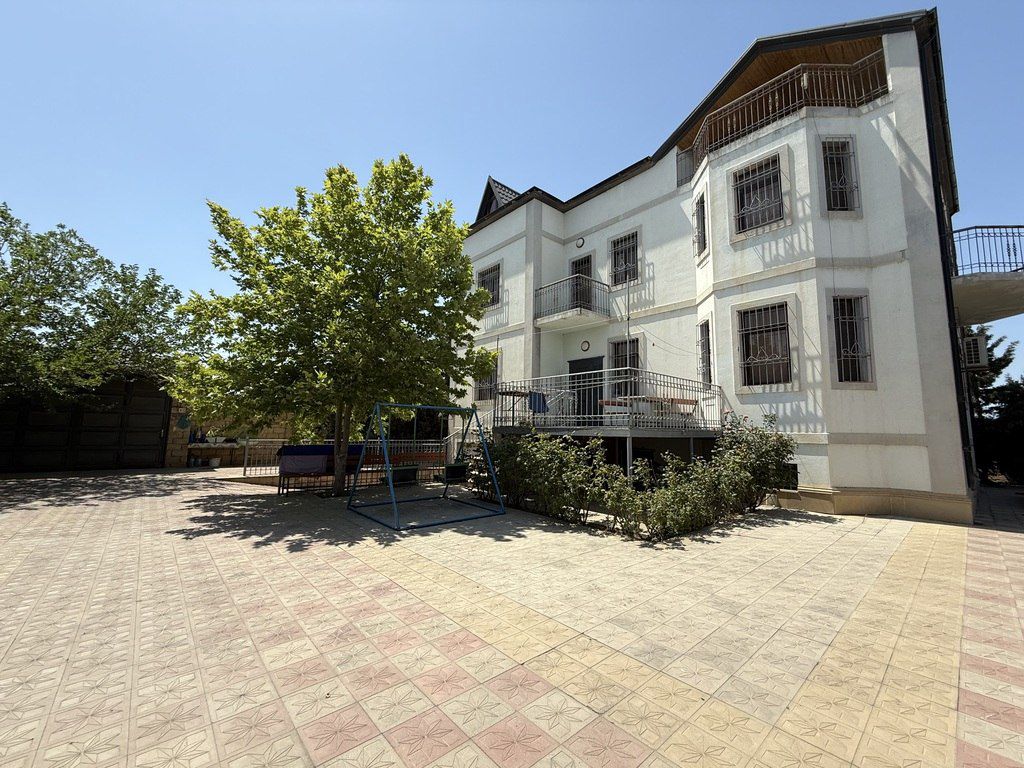 Satılır 10 otaqlı həyət evi/bağ evi 500 m² — Ev, villa, Bakı (4)