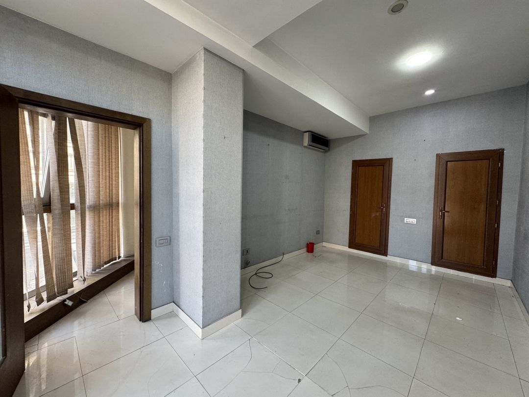 İcarəyə verilir 8 otaqlı ofis 230 m² — Ofis, Bakı (6)