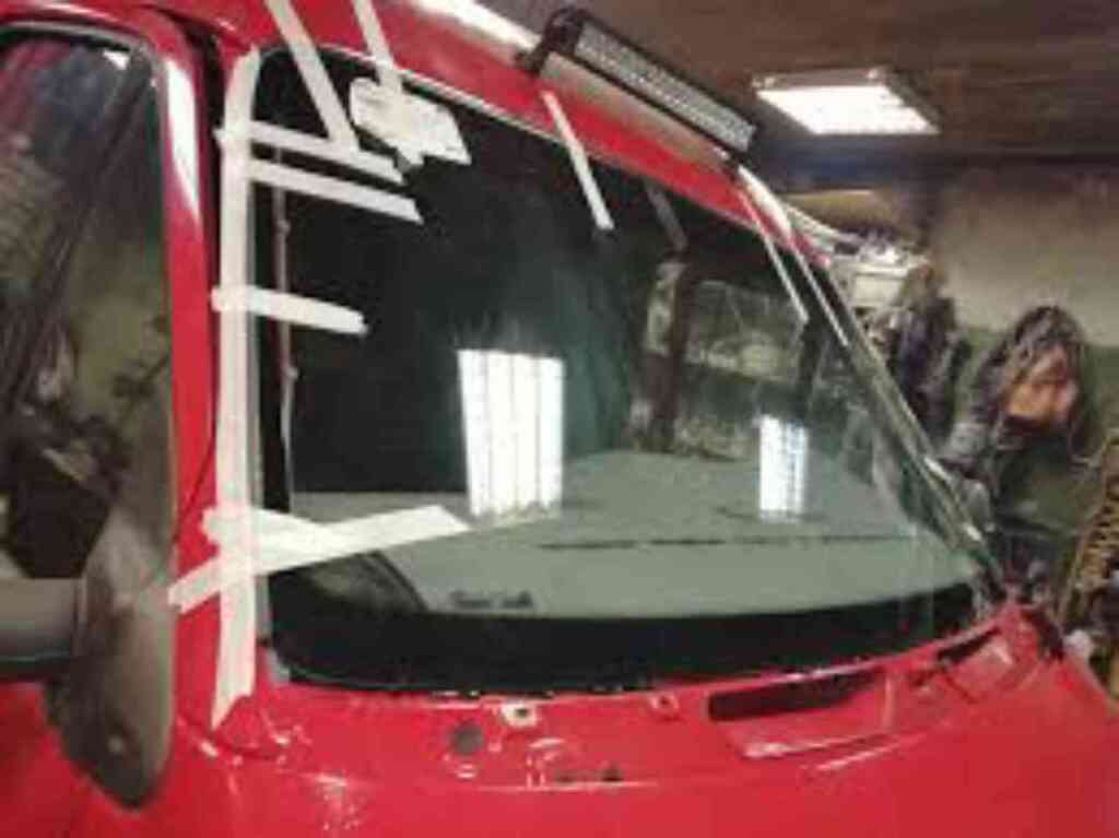 "Ford transit" ön şüşəsi — Ehtiyat hissələri və aksesuarlar, Bakı (3)