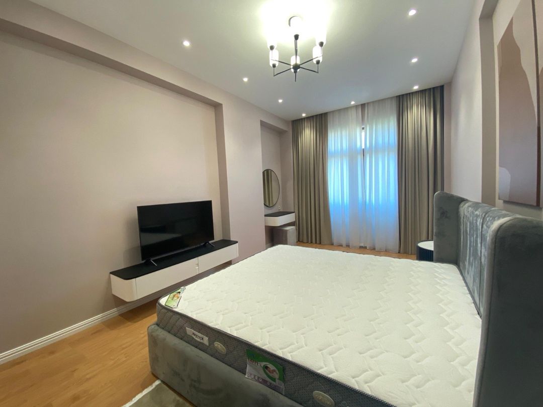 İcarəyə verilir 3 otaqlı yeni tikili 180 m² — Mənzil, Bakı (11)