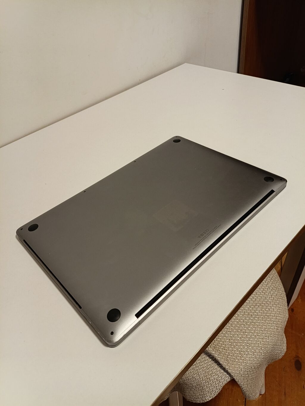 Apple MacBook Pro 2019 16 Inc (Space Gray) Texniki Parametrlər — Apple Macbook, Bakı (8)