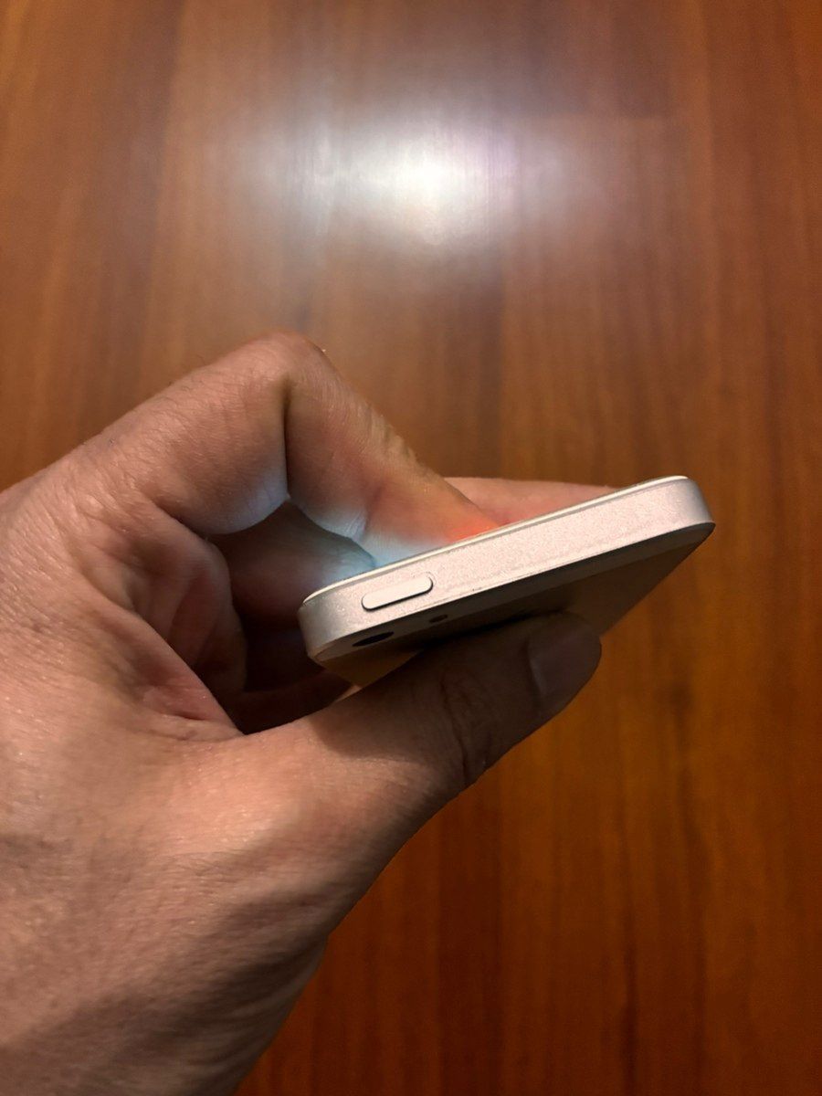 Apple iPhone SE Silver 64GB — Smartfonlar, Bakı (5)