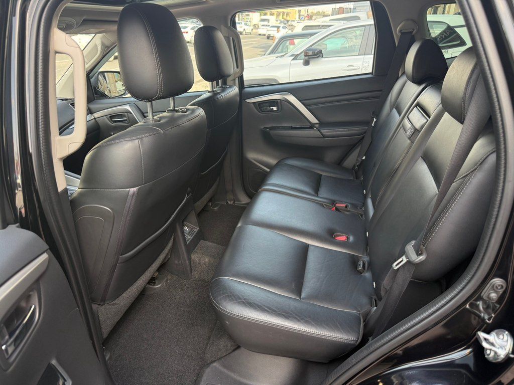 Mitsubishi Pajero Sport, 3.0 L, 2020 il, 126 000 km — Avtomobillər, Bakı (10)