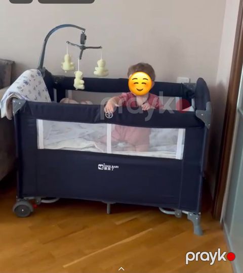 Kidilo kravat manej 80 azn satilir prablemi yoxdu yellenir hem