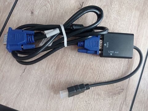 VGA – Audio çıxışlı video adapter/kabel - Qurğu: VGA video siqnalının — Bakı