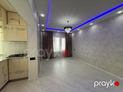 Satılır 1 otaqlı köhnə tikili 45 m²