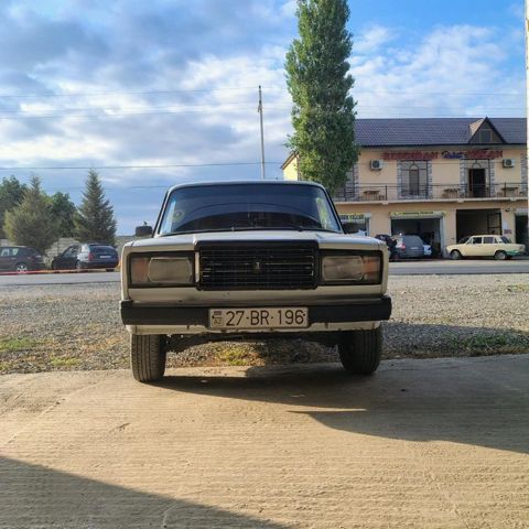 Lada (VAZ) 2107, 1.6 L, 1988 il, 10 000 km — Xaçmaz