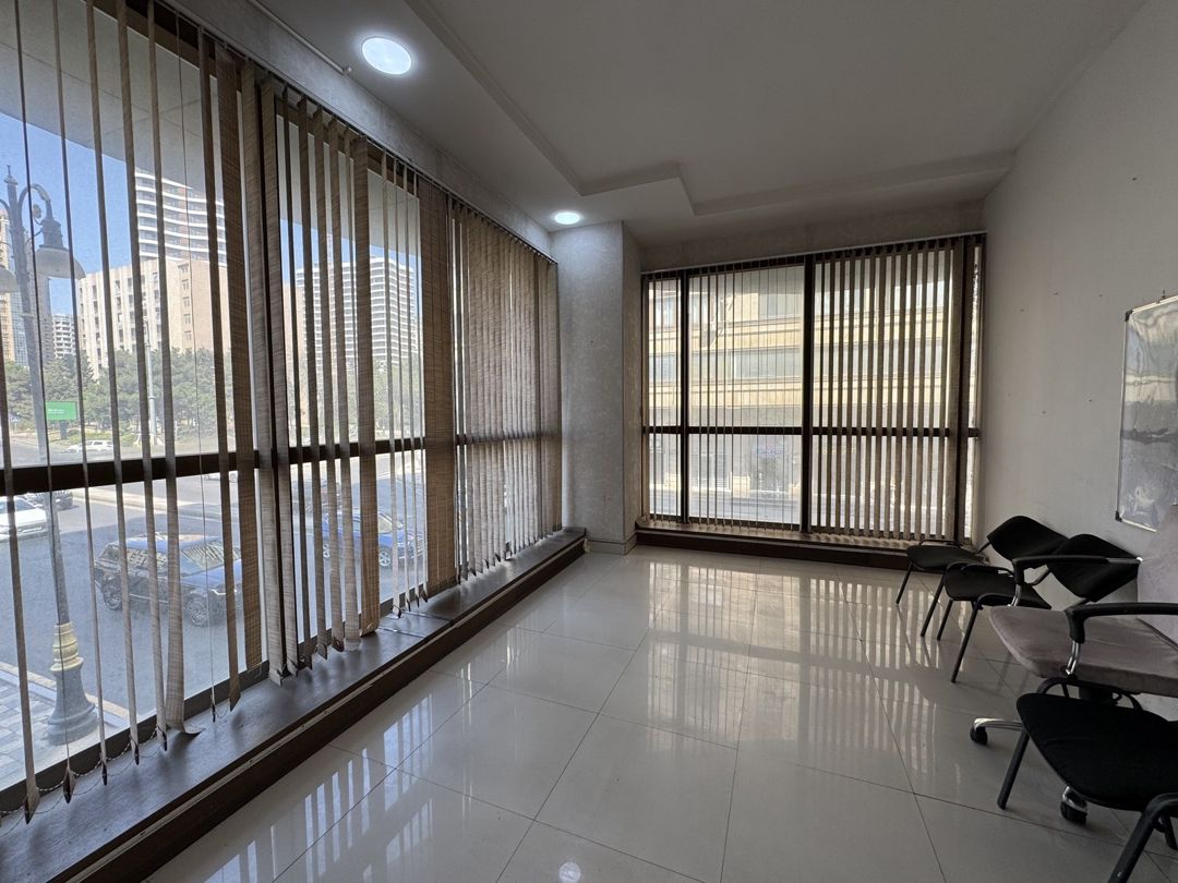 İcarəyə verilir 8 otaqlı ofis 230 m² — Ofis, Bakı (4)