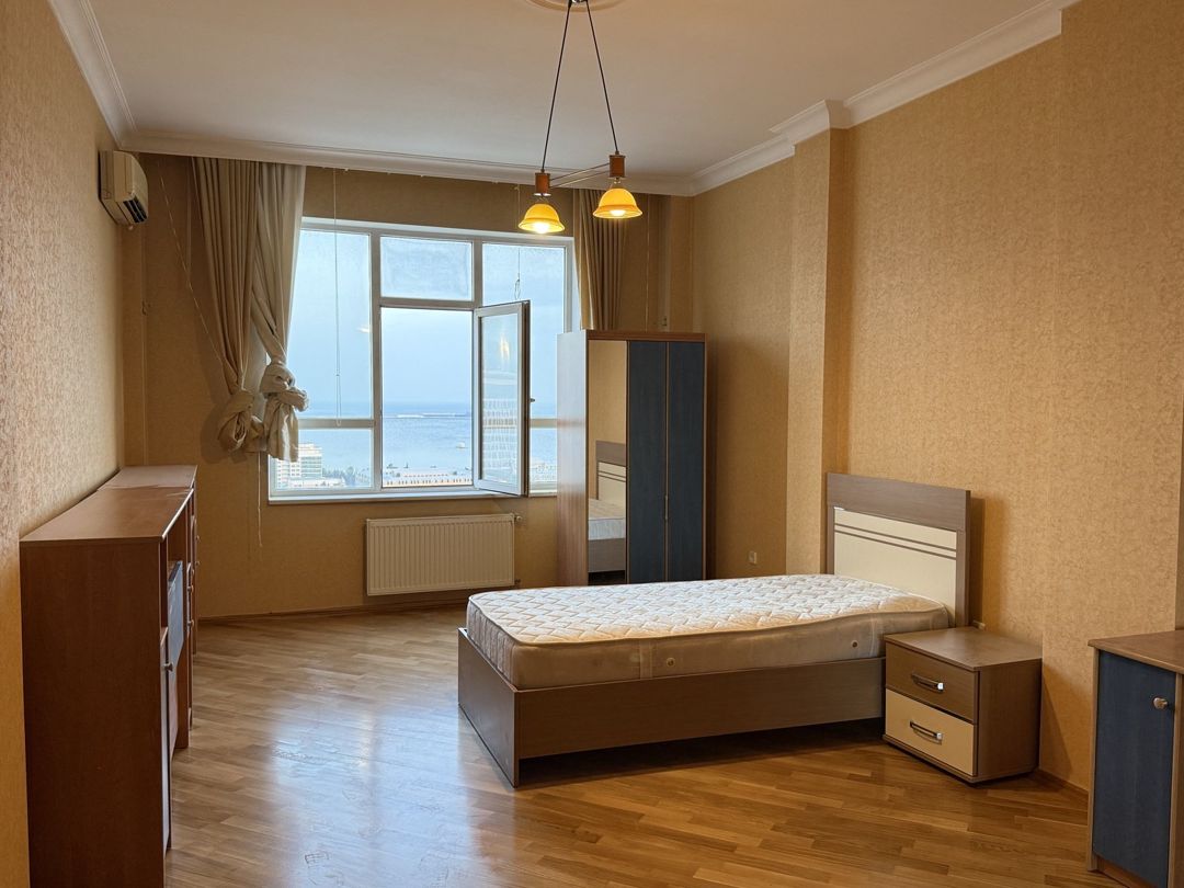 Satılır 3 otaqlı yeni tikili 153 m² — Mənzil, Bakı (6)