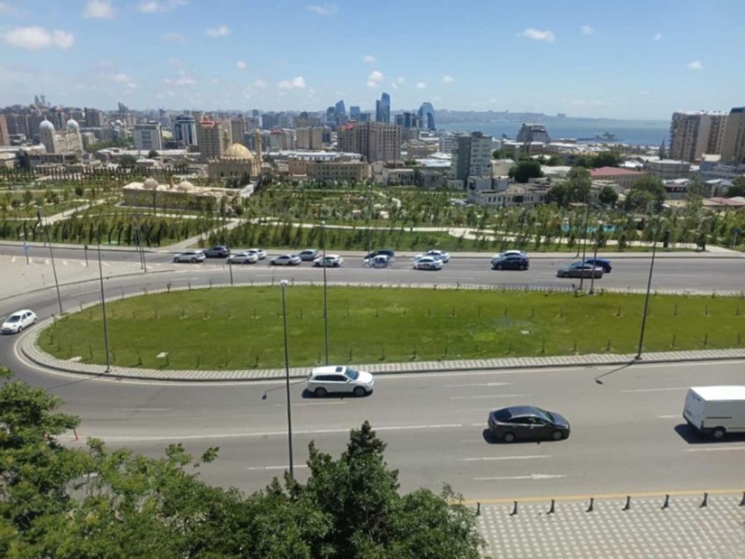 Satılır 3 otaqlı köhnə tikili 85 m² — Mənzil, Bakı (3)