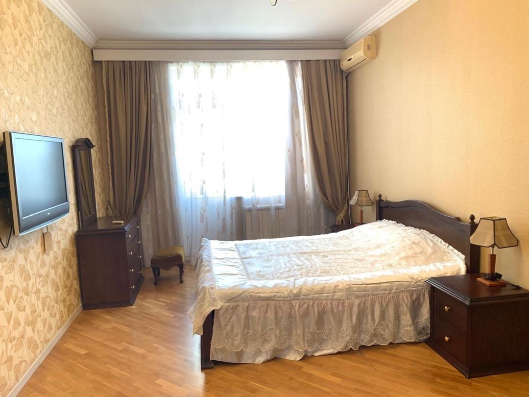 İcarəyə verilir 3 otaqlı yeni tikili 150 m² — Mənzil, Bakı (5)