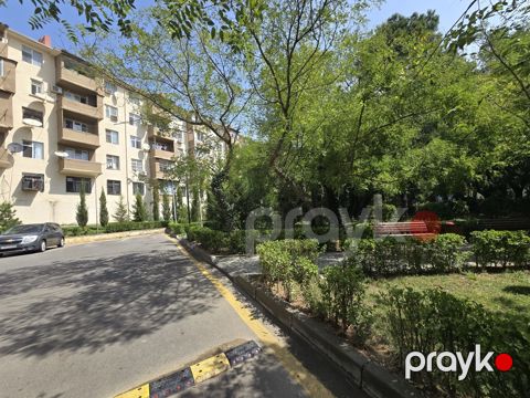 İcarəyə verilir 3 otaqlı köhnə tikili 65 m²