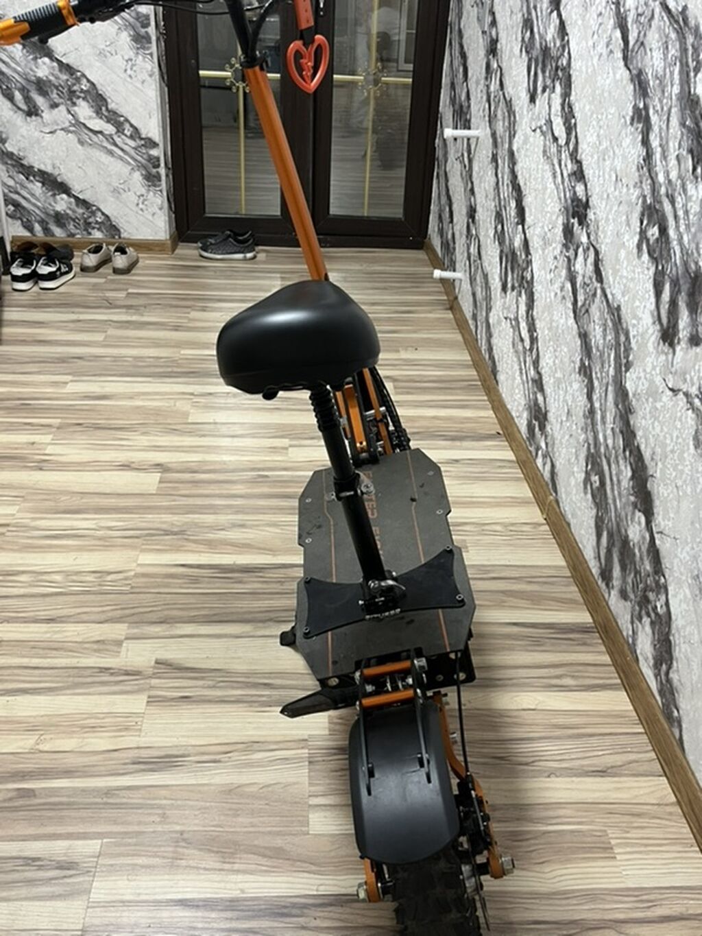 Elektrik skuteri – off-road təkərlər və güclü işıqlandırma ilə — Skuterlər, Quba (3)