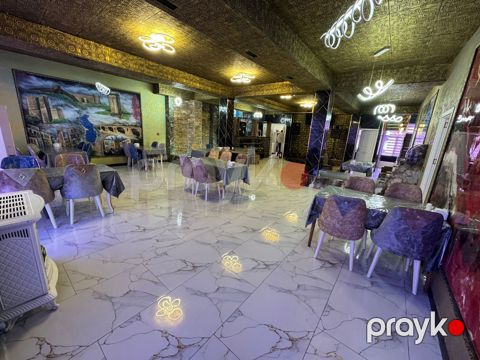 Satılır 6 otaqlı köhnə tikili 420 m²