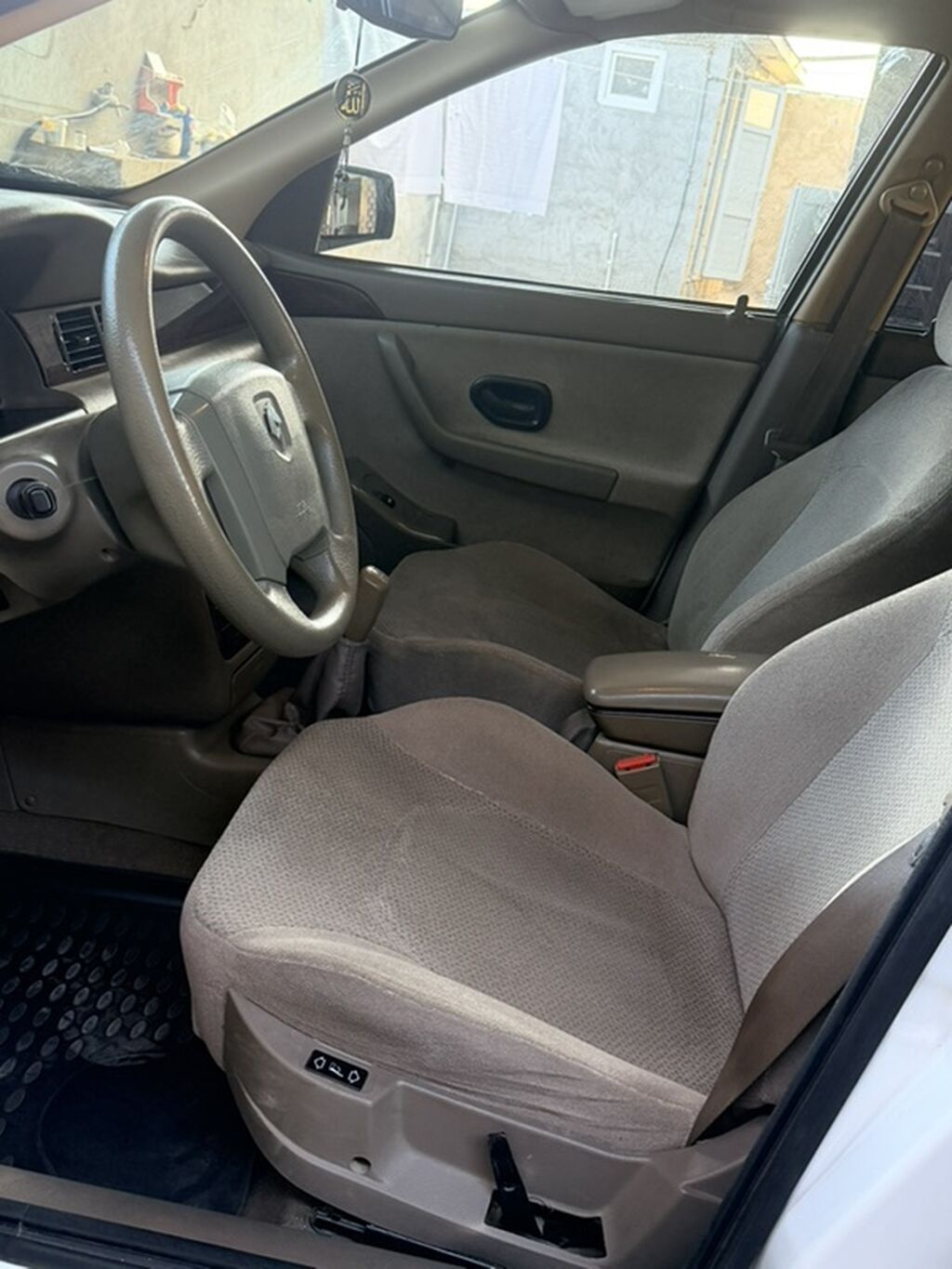 Khazar LX sedan - Kuzov: ağ rəng, 4 qapılı sedan - Komplektasiya: LX — Avtomobillər, Beyləqan (5)