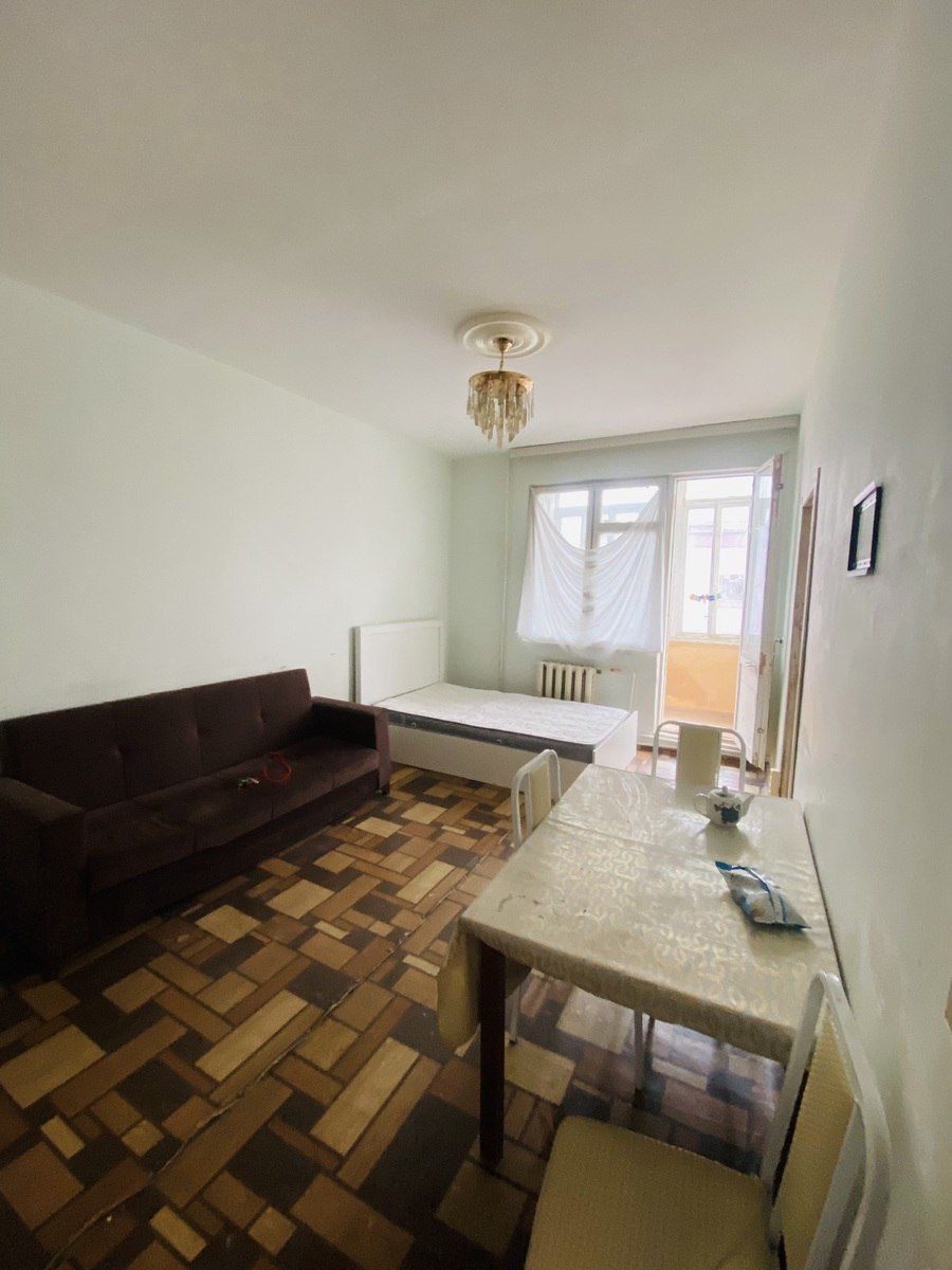 İcarəyə verilir 1 otaqlı köhnə tikili 30 m² — Mənzil, Bakı (2)