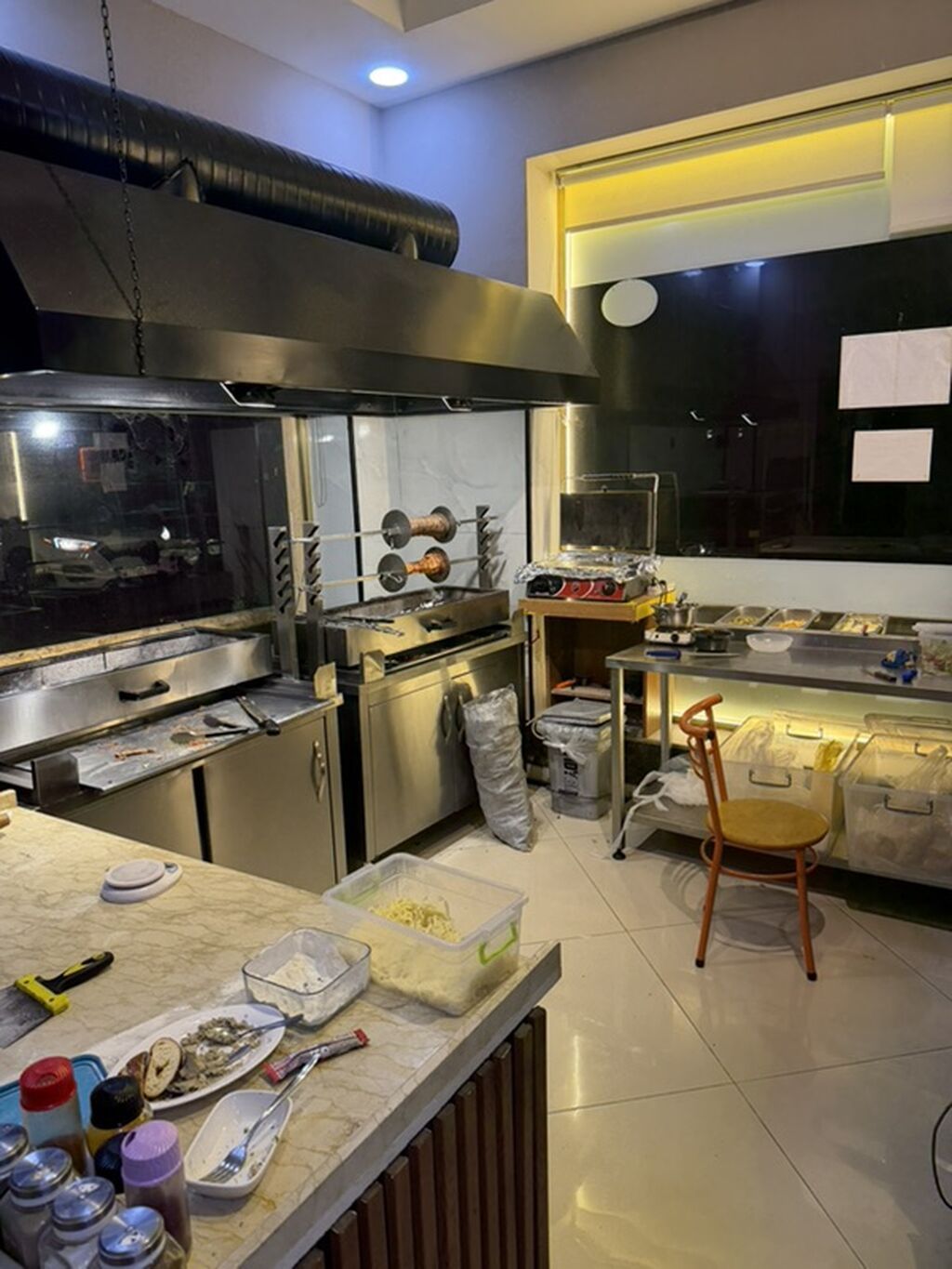 Pizza, Pide, Lahmacun və Kabab-Dürüm restoranı - Mərkəzi yerdə — Əmlak, Bakı (6)