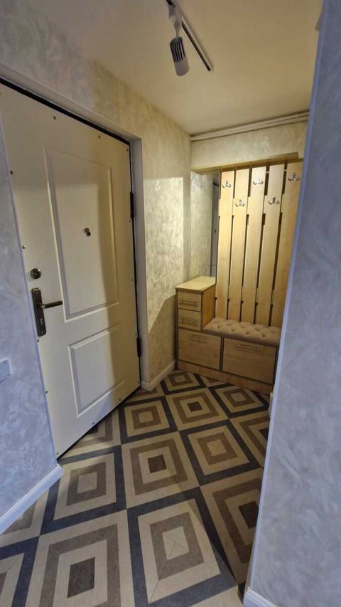 İcarəyə verilir 1 otaqlı köhnə tikili 31 m² — Bakı