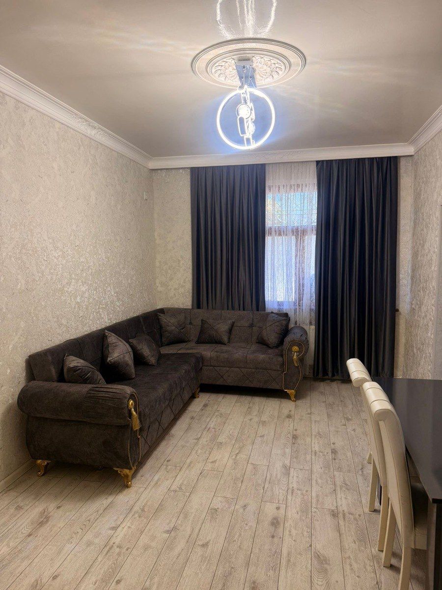 Satılır 2 otaqlı köhnə tikili 55 m² — Mənzil, Bakı