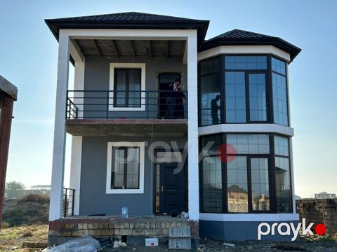 İki mərtəbəli, müasir üslubda layihələndirilmiş fərdi yaşayış evi — Digah
