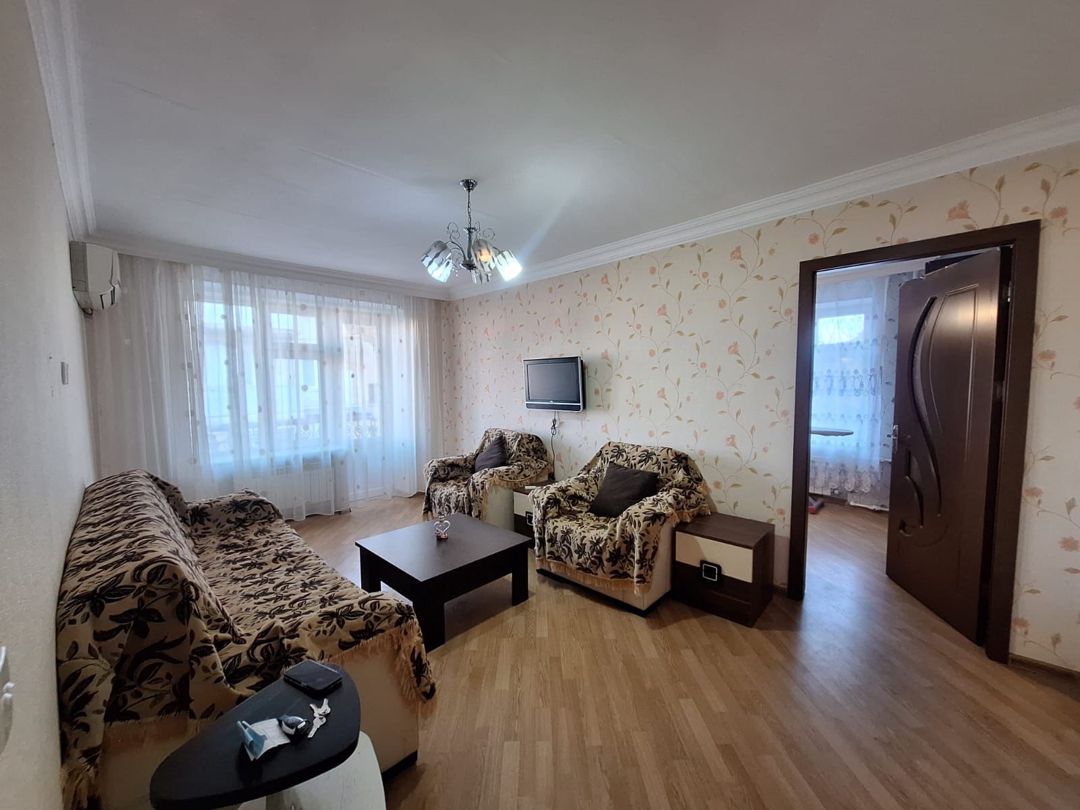 İcarəyə verilir 2 otaqlı köhnə tikili 55 m² — Mənzil, Bakı (3)